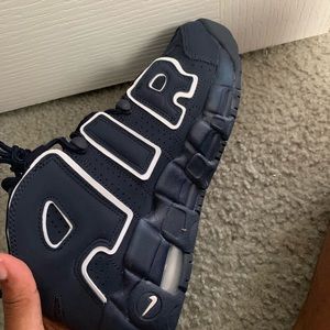 Nike tennis shoes